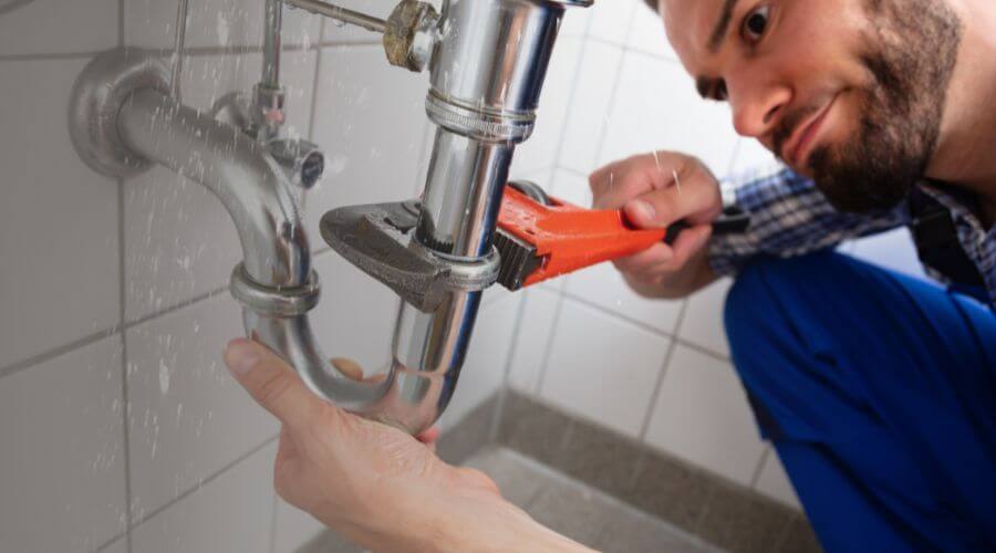 Professional same day plumber services in Owensville, IN